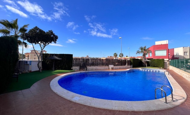 Sale - Semi Detached House -
Orihuela Costa