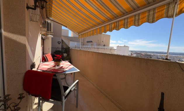 Herverkoop - Appartement / flat -
Torrevieja - Playa de los locos