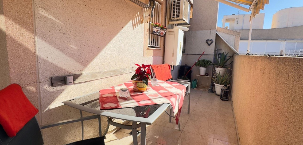 Herverkoop - Appartement / flat -
Torrevieja - Playa de los locos