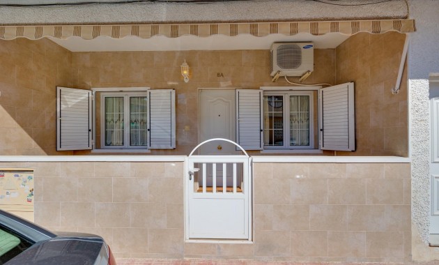 Herverkoop - Bungalow -
Torrevieja - Acequion