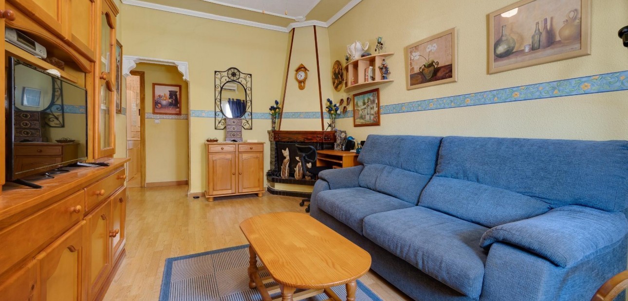 Herverkoop - Bungalow -
Torrevieja - Acequion