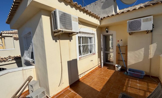 Venta - Villa -
Ciudad Quesada - La Fiesta