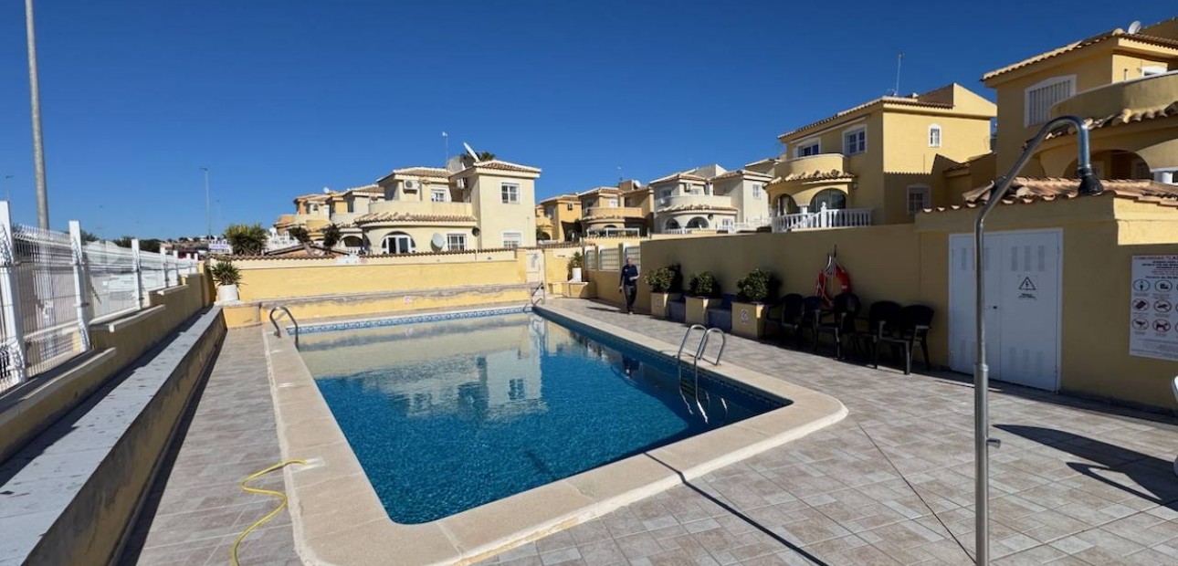 Venta - Villa -
Ciudad Quesada - La Fiesta