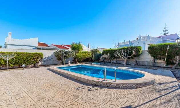 Venta - Villa -
Torrevieja - La Siesta