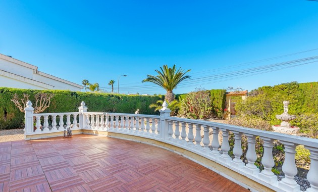 Venta - Villa -
Torrevieja - La Siesta