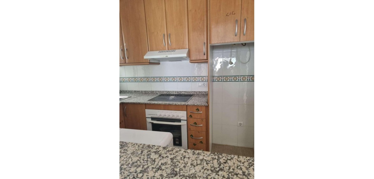 Venta - Apartamento / piso -
Torrevieja - Playa de los locos