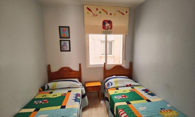 Venta - Apartamento / piso -
Torrevieja - Estacion de autobuses