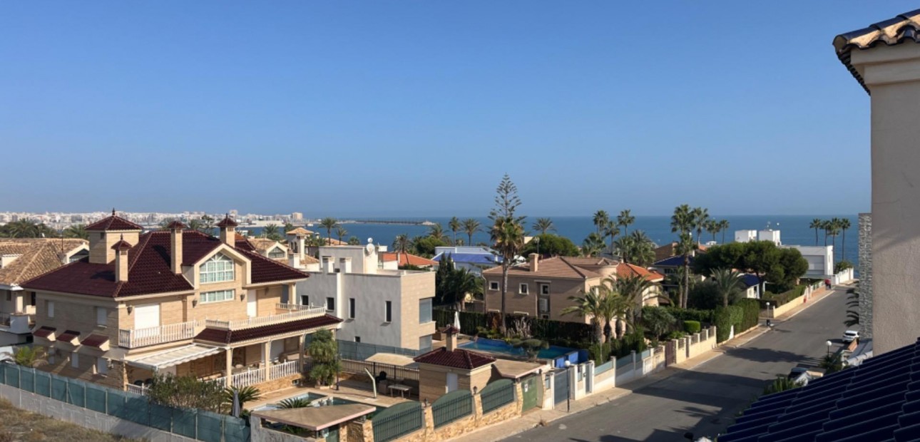 Venta - Villa -
Torrevieja - La veleta