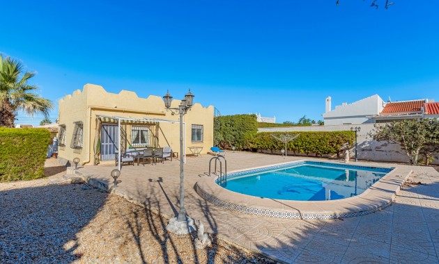 Venta - Villa -
Torrevieja - La Siesta