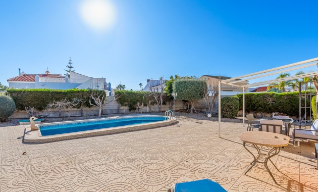 Venta - Villa -
Torrevieja - La Siesta