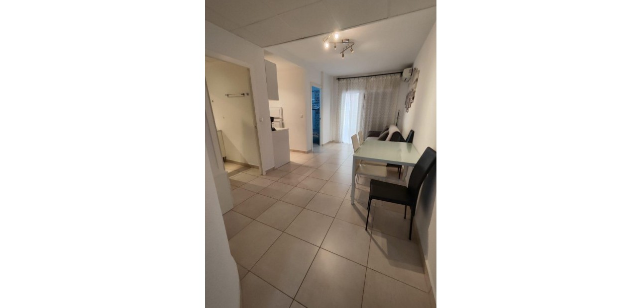 Sale - Apartment / flat -
Torrevieja - torrevieja