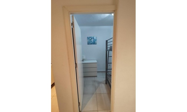 Sale - Apartment / flat -
Torrevieja - torrevieja