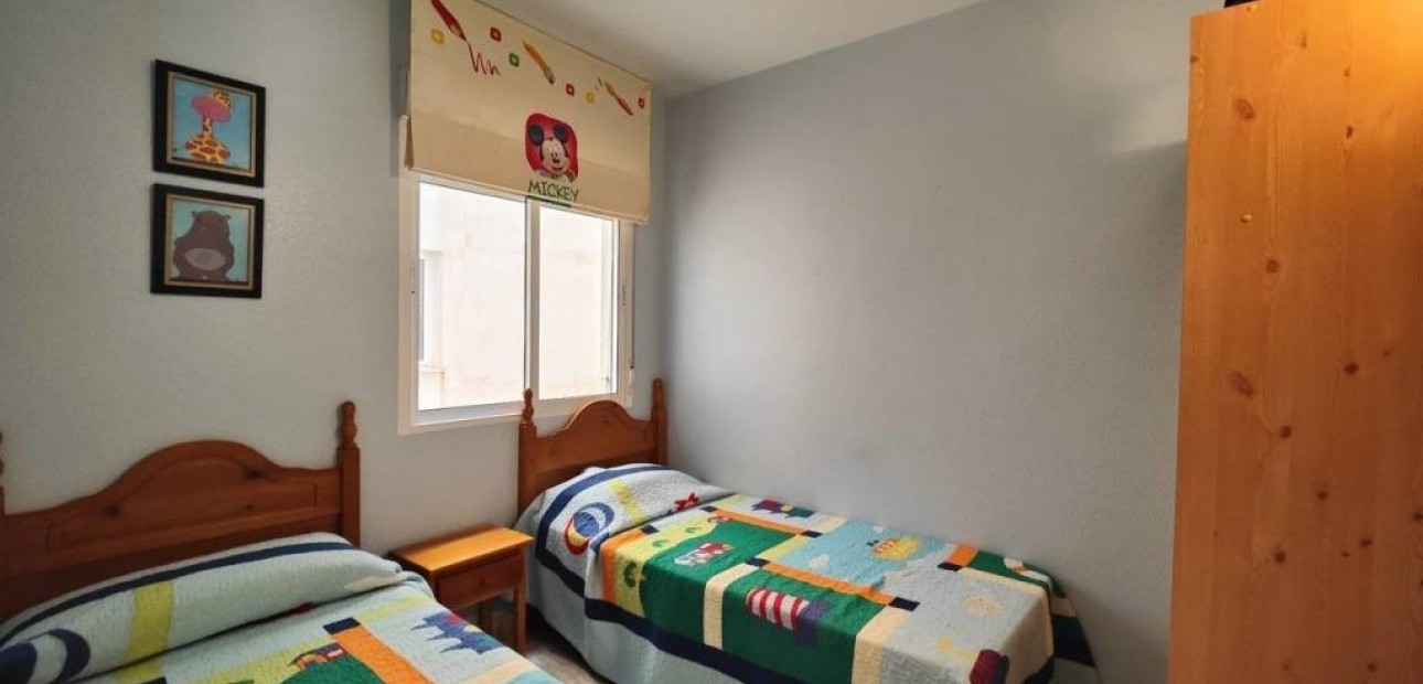 Venta - Apartamento / piso -
Torrevieja - Estacion de autobuses