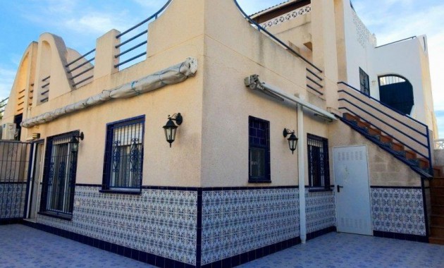 Sale - Terraced house -
Torrevieja - Carrefour