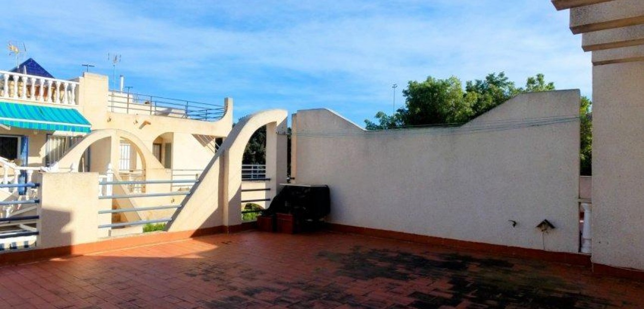 Sale - Terraced house -
Torrevieja - Carrefour