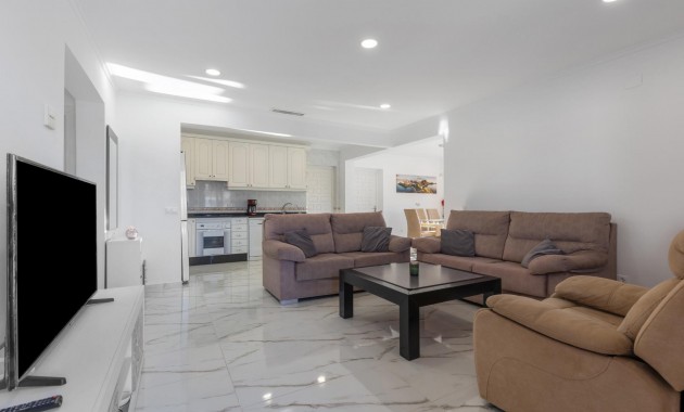 Venta - Villa -
Torrevieja - La siesta