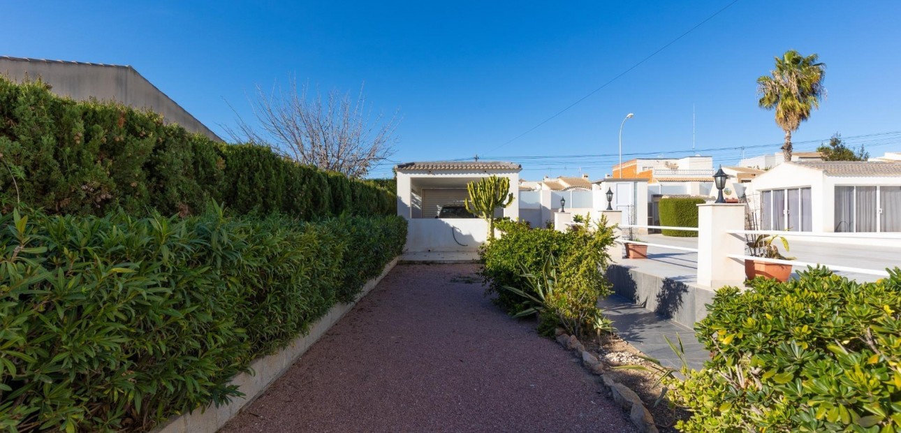 Venta - Villa -
Torrevieja - La siesta