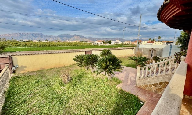 Venta - Villa -
Orihuela