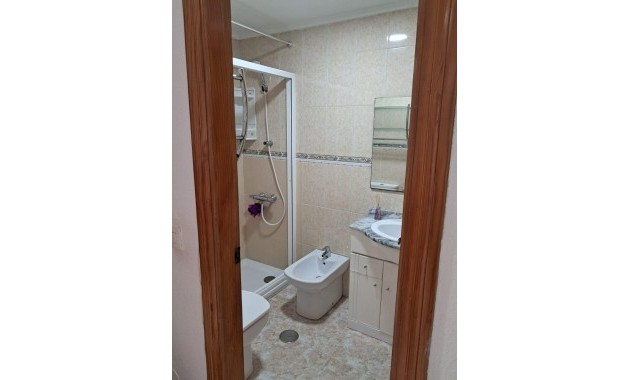 Herverkoop - Appartement / flat -
Torrevieja - Playa de los locos