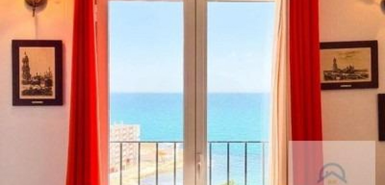 Sale - Apartment / flat -
Torrevieja - Los Frutales