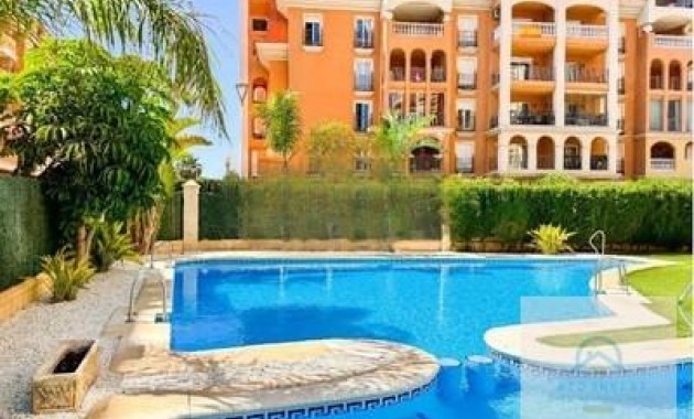 Herverkoop - Appartement / flat -
Torrevieja - Los Frutales