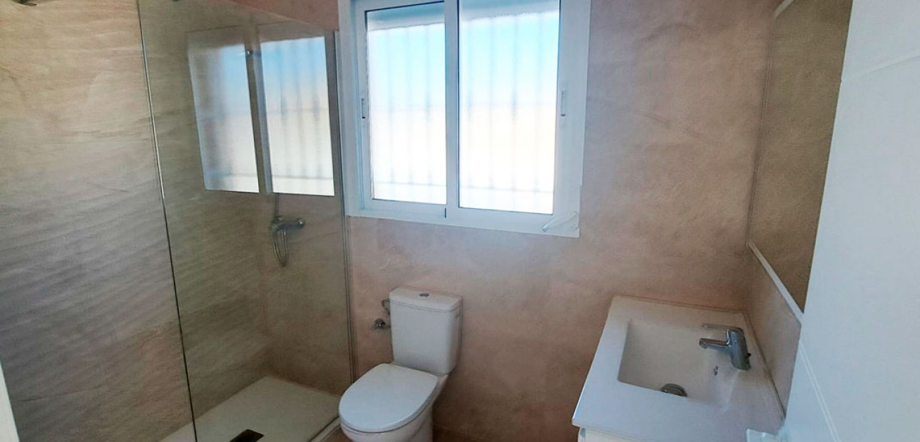 Herverkoop - Country Property -
Catral