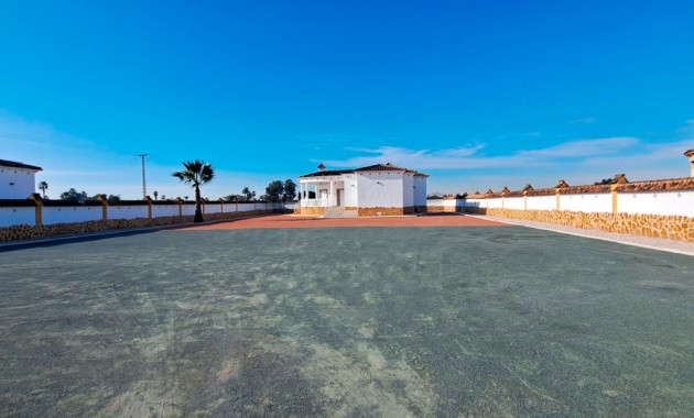 Herverkoop - Country Property -
Catral