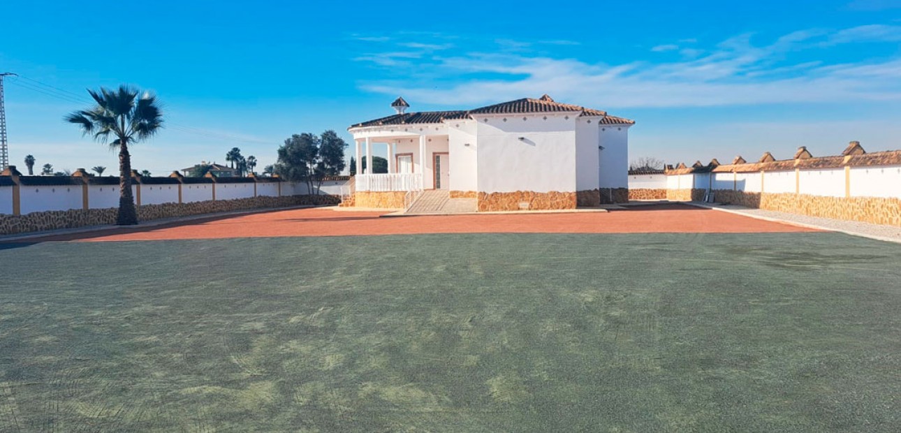 Herverkoop - Country Property -
Catral