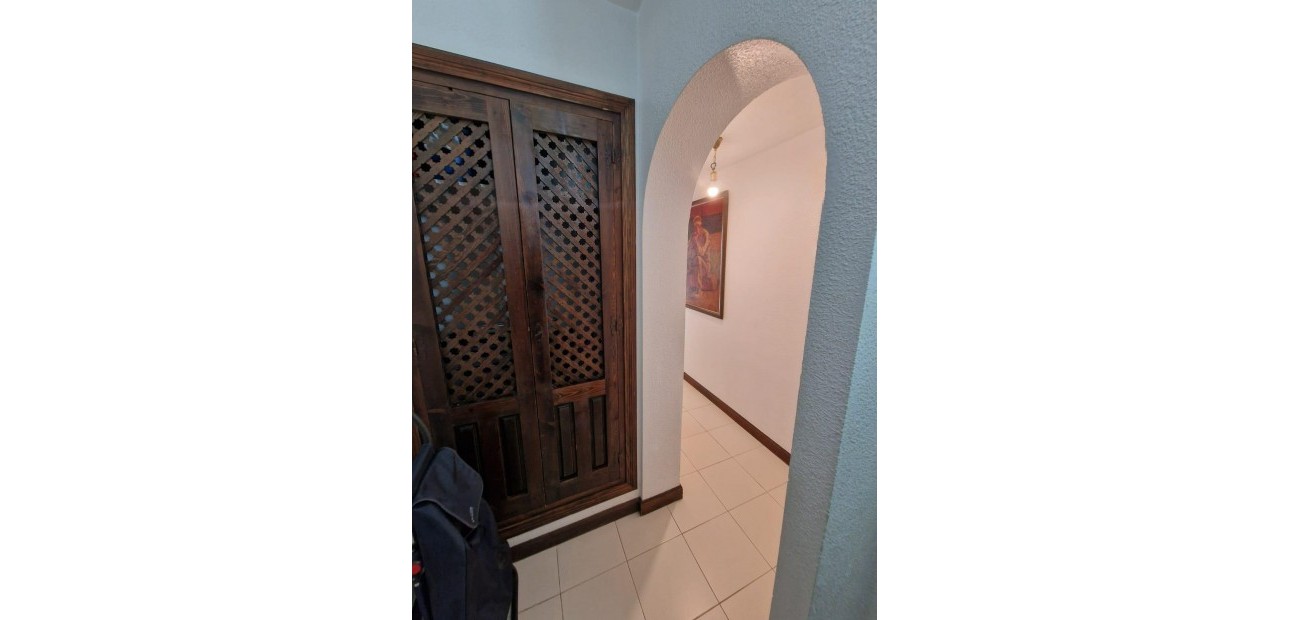 Herverkoop - Appartement / flat -
Torrevieja - Los Frutales