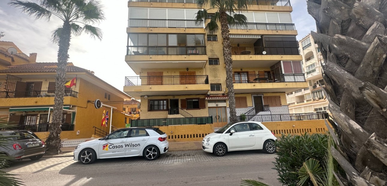 Venta - Apartamento / piso -
Torrevieja - La Mata