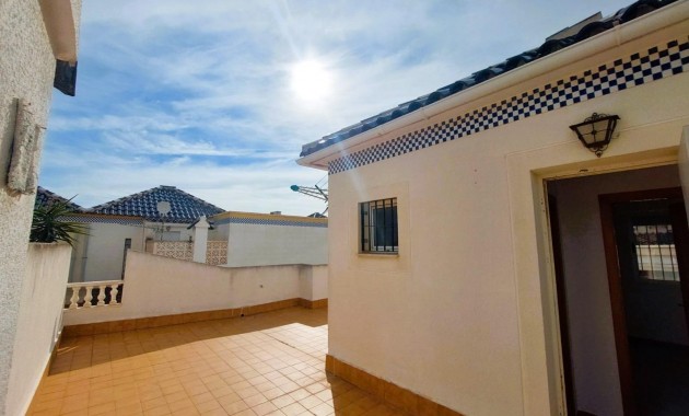 Herverkoop - Villa -
Torrevieja - Los altos