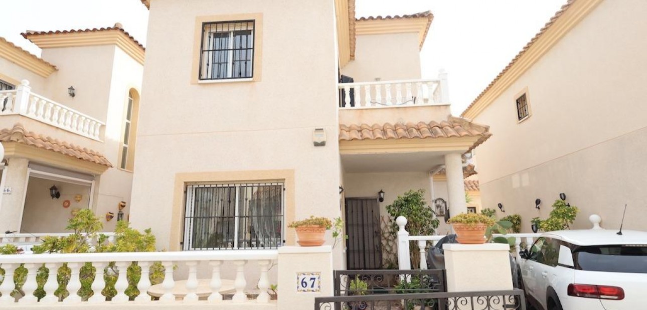 Herverkoop - Villa -
Orihuela Costa - Playa Flamenca Norte