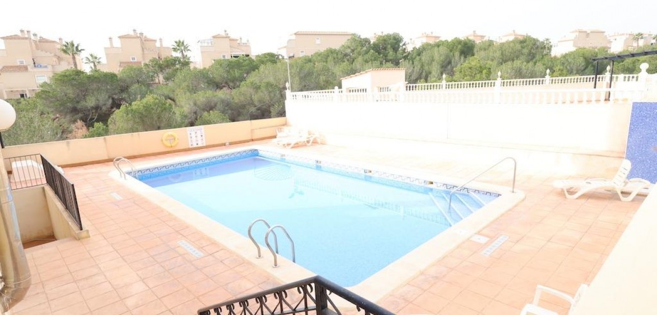 Herverkoop - Villa -
Orihuela Costa - Playa Flamenca Norte