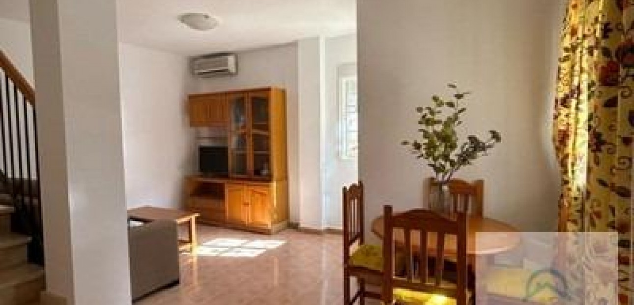 Sale - Terraced house -
Torrevieja - La Siesta - El Salado - Torreta