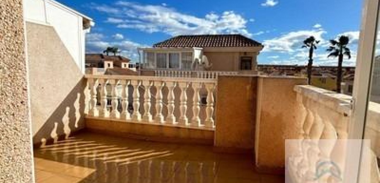 Herverkoop - Terraced house -
Torrevieja - La Siesta - El Salado - Torreta