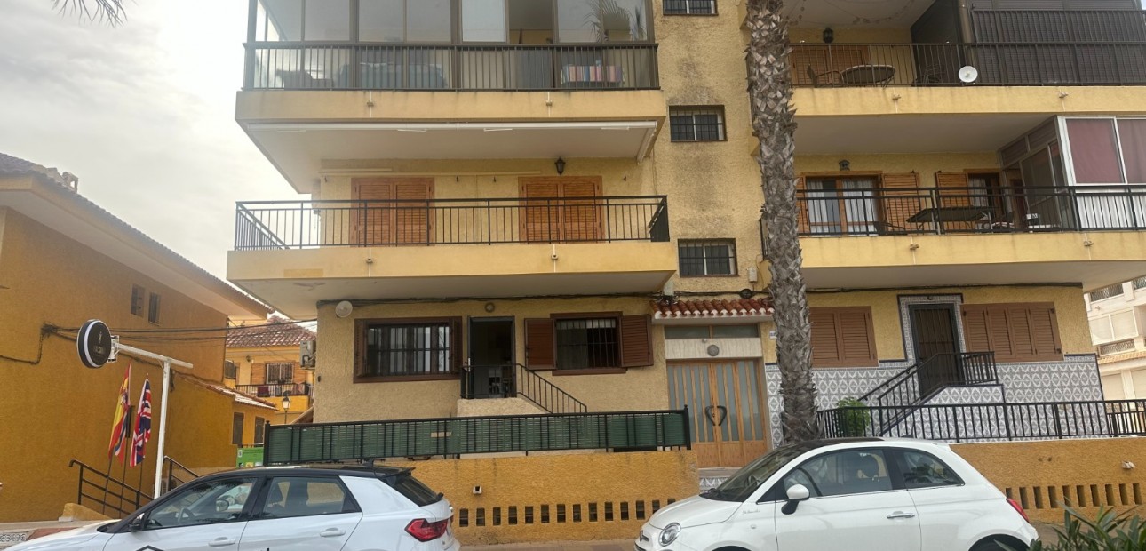 Venta - Apartamento / piso -
Torrevieja - La Mata