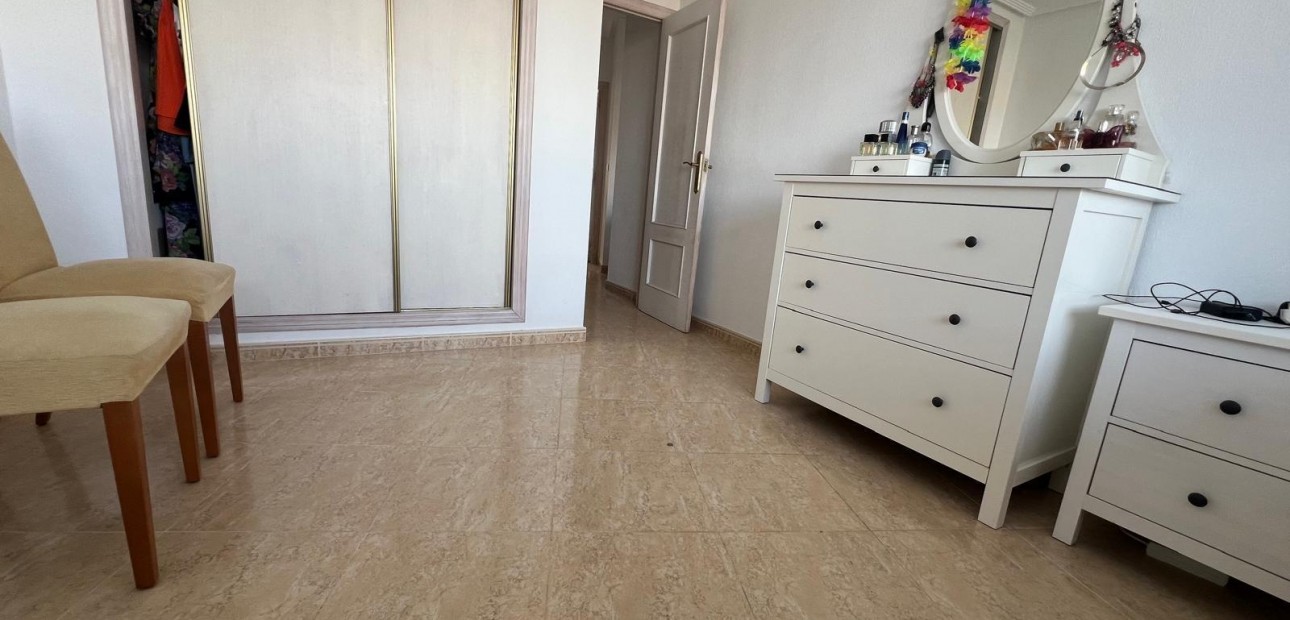 Venta - Apartamento / piso -
Orihuela Costa - Las Filipinas