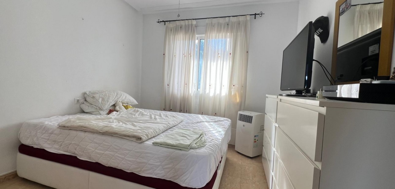 Venta - Apartamento / piso -
Orihuela Costa - Las Filipinas