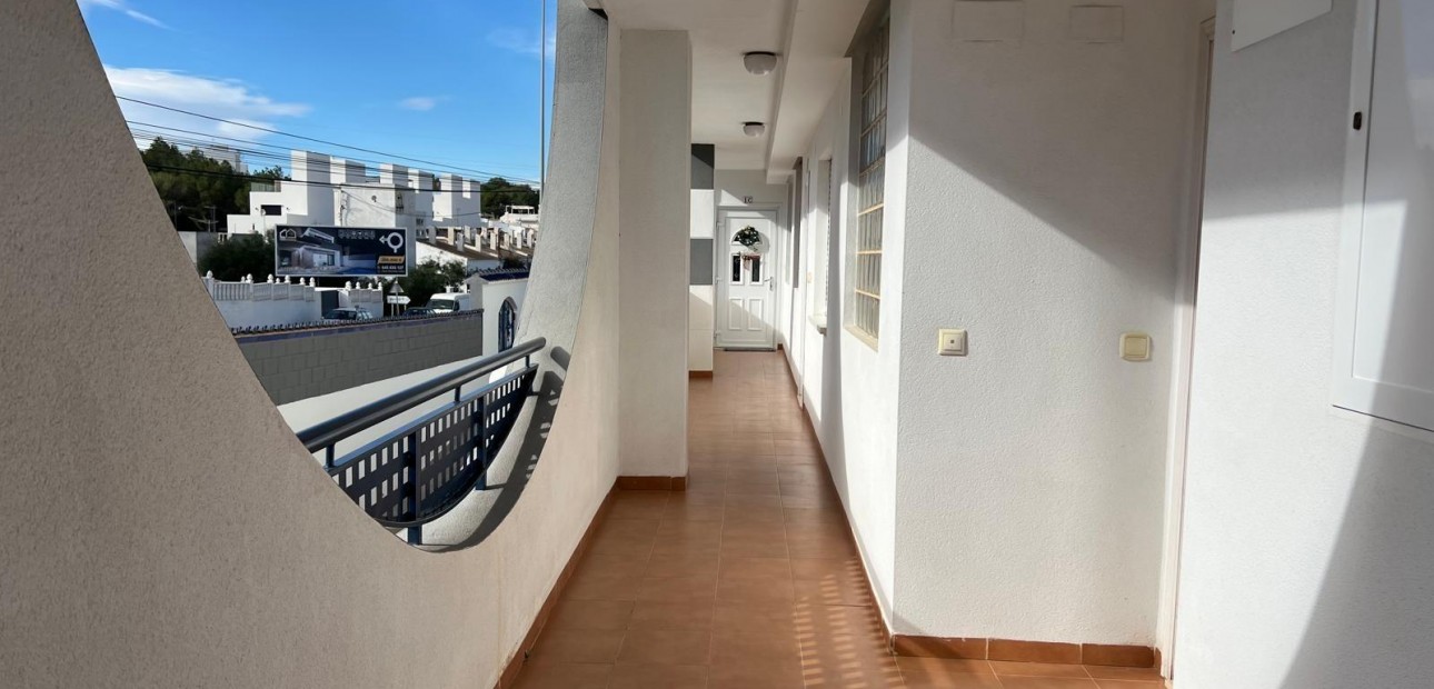 Venta - Apartamento / piso -
Orihuela Costa - Las Filipinas