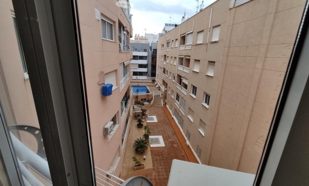 Venta - Apartamento / piso -
Torrevieja - Playa del cura