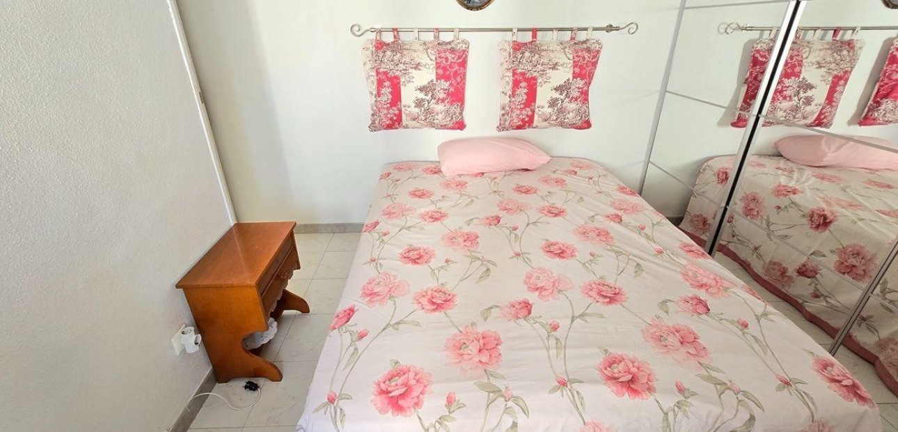 Venta - Apartamento / piso -
Torrevieja - torrevieja