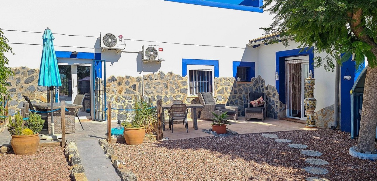 Venta - Country House -
Crevillent - Comunidad valenciana