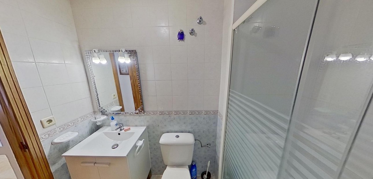 Venta - Apartamento / piso -
Orihuela Costa - La Zenia