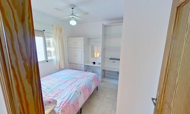 Venta - Apartamento / piso -
Orihuela Costa - La Zenia