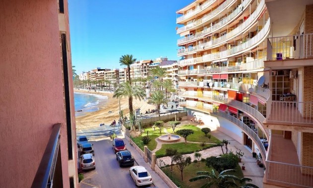 Venta - Apartamento / piso -
Torrevieja - Playa del cura