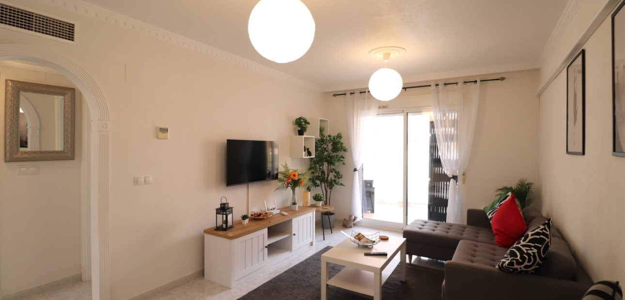 Sale - Apartment / flat -
Orihuela Costa - Las Filipinas