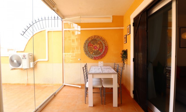 Sale - Apartment / flat -
Orihuela Costa - Las Filipinas