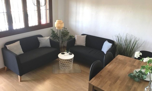 Venta - Apartamento / piso -
Torrevieja - La Mata