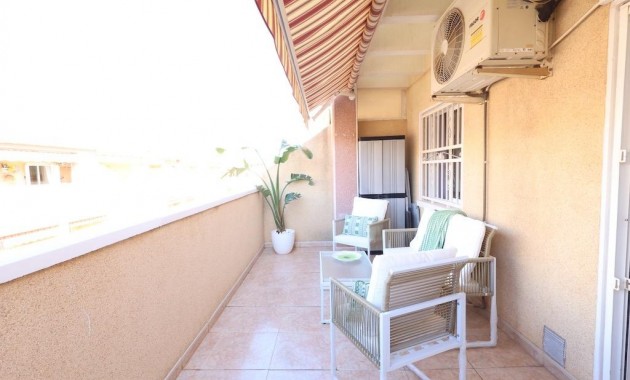 Venta - Apartamento / piso -
Torrevieja - Centro