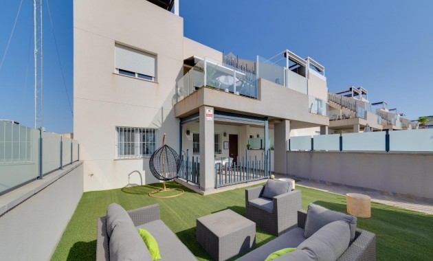 Herverkoop - Bungalow -
Torrevieja - Aguas Nuevas